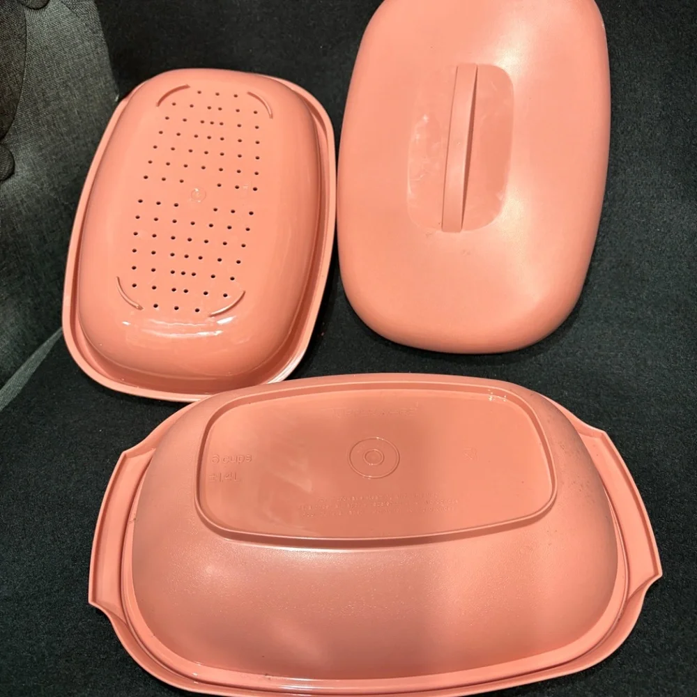 TUPPERWARE 3 Piece Oval Plastic Microwave 6 Cup Streamer Serve & Store #1273-6
